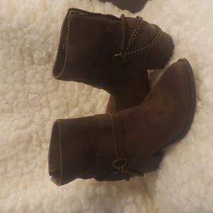 Coconuts boots Size 7.5